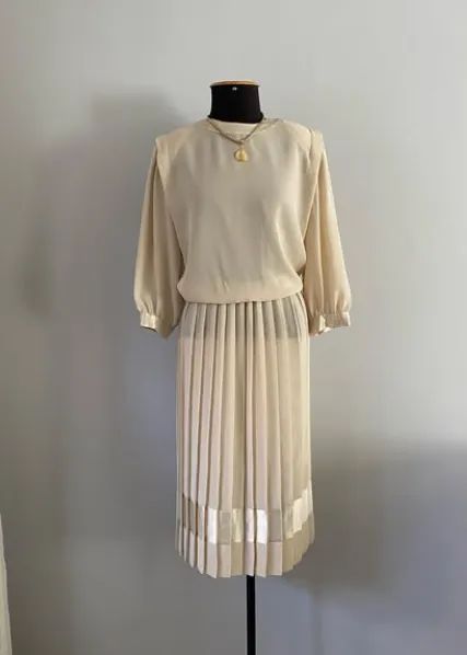 Vestido midi. Manga 7/8