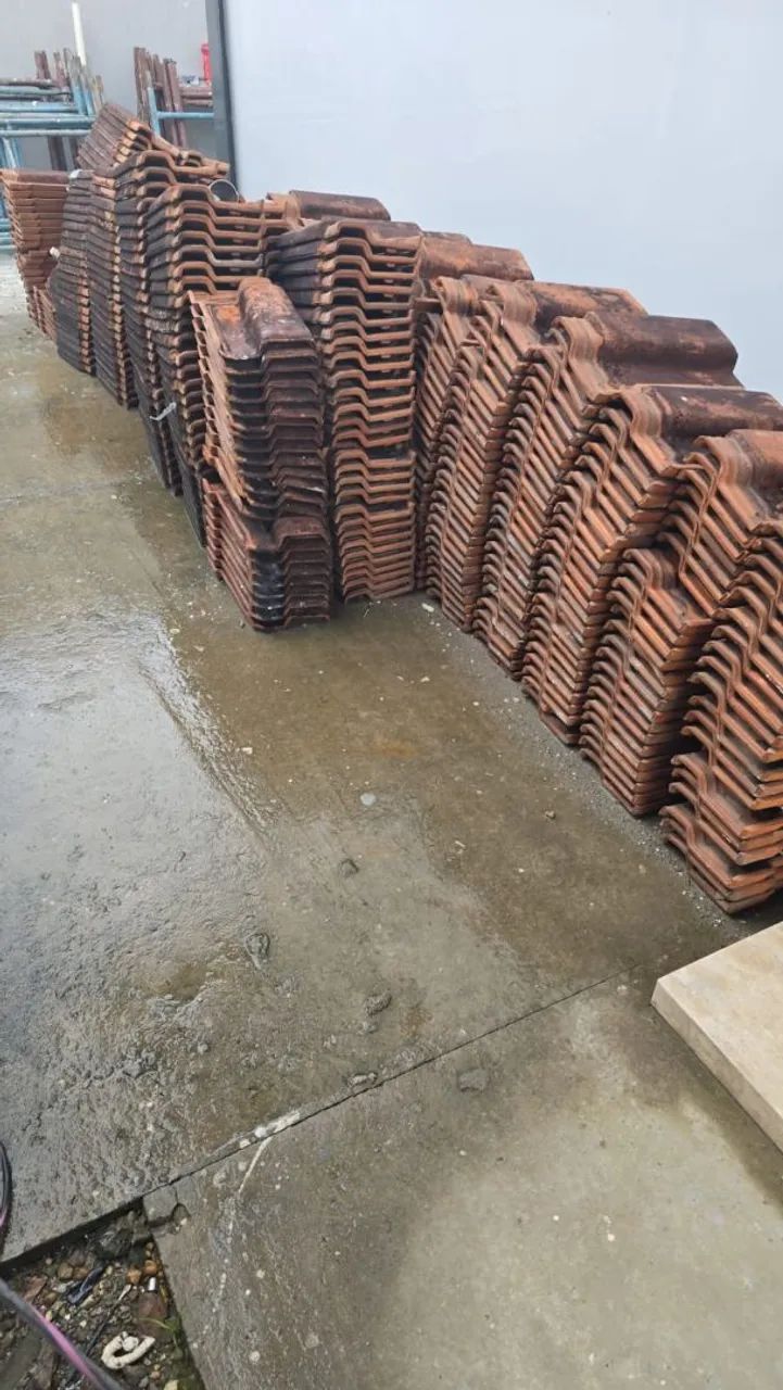 Telhas de barro usadas bom estado , preço unidade