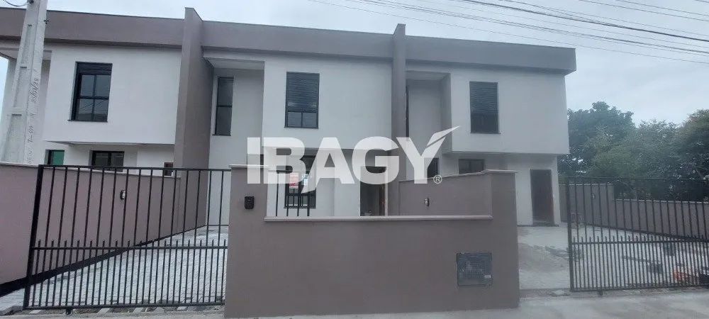 Excelente Casa 3 dormitório(s) em Campeche - Florianópolis - Foto 3