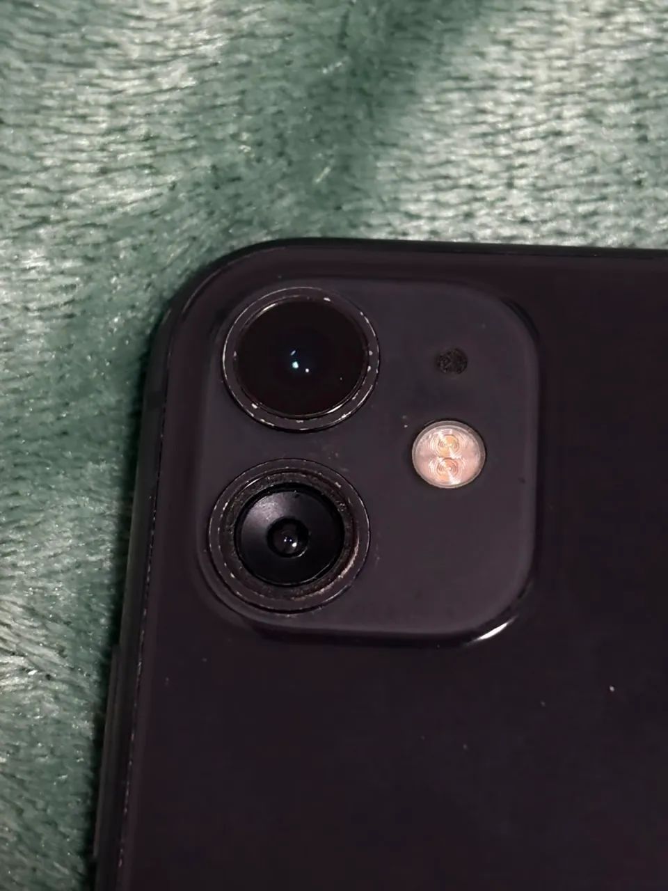 Iphone 11 64gb 70% de bateria  - Foto 2