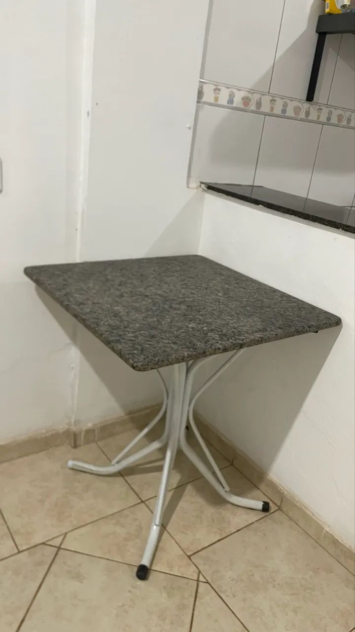 Mesa de mármore 