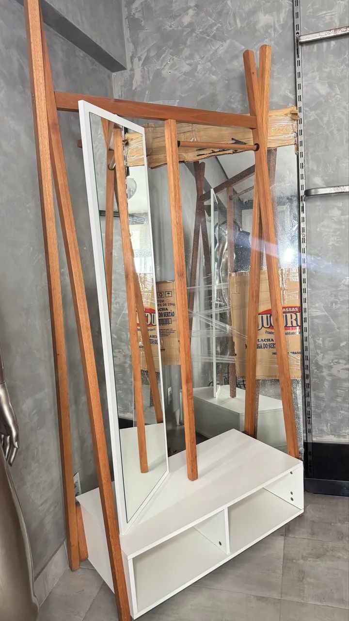 Móvel projetado de madeira  - Foto 2