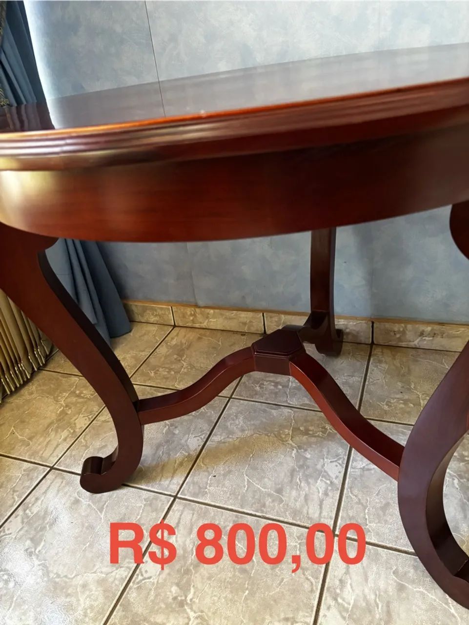 Mesa lateral redonda