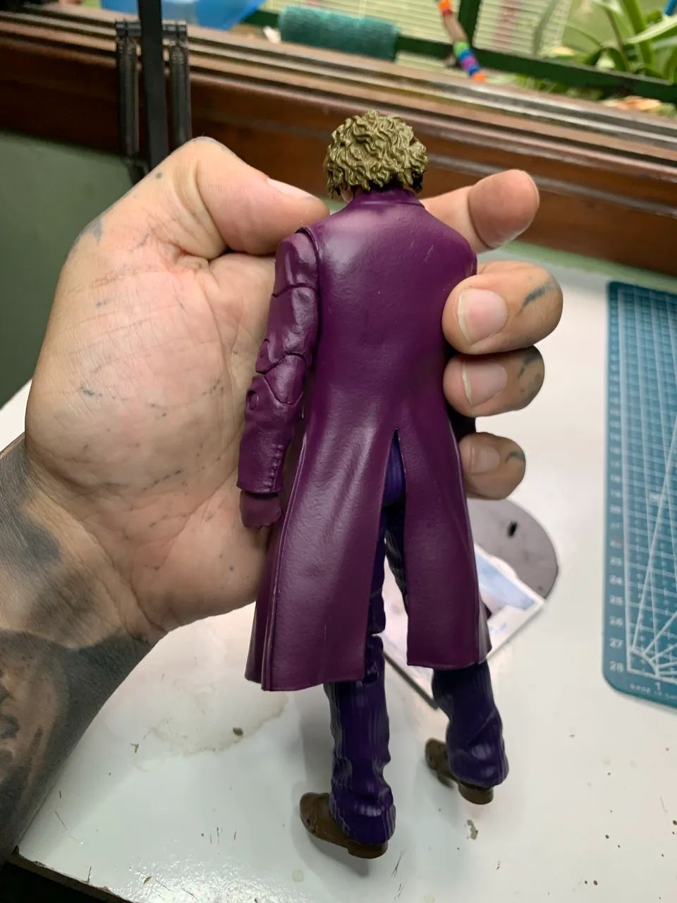 Coringa joker heath ledger dc mcfarlane multiverse - Foto 2