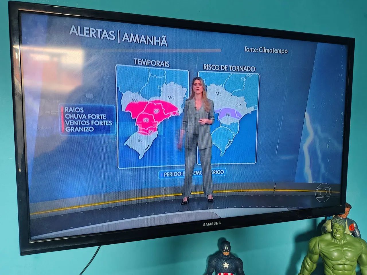 Tv 32 POLEGADAS NOVA!! vai embora rápido!! - Foto 2
