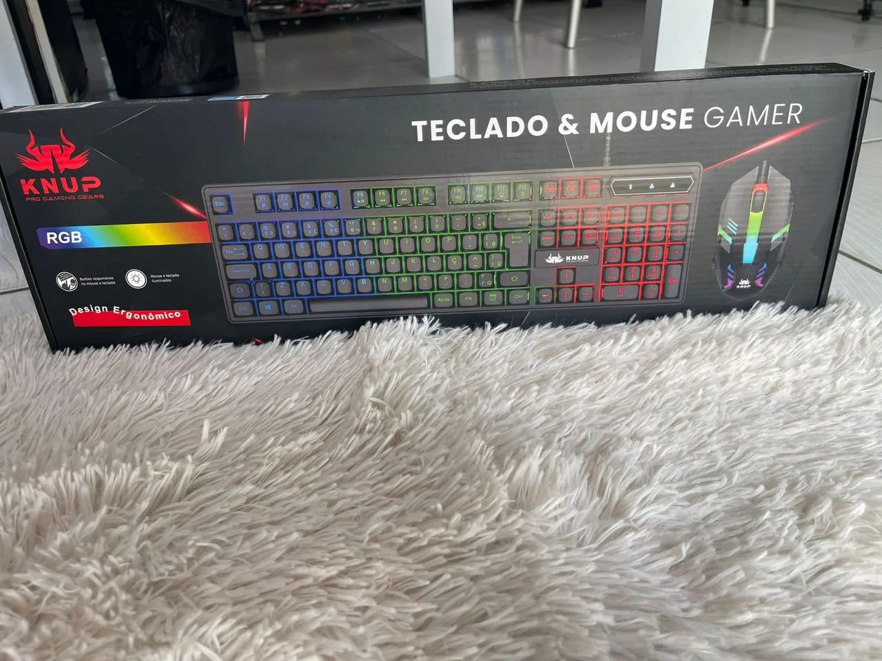 Teclado game com fio e leds - Foto 4