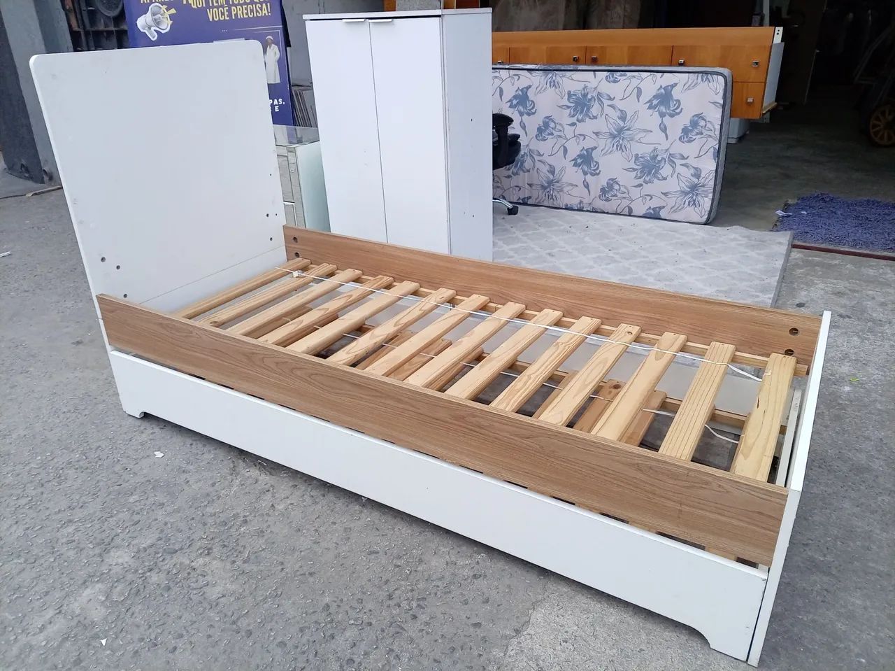 Bi Cama Linda Pouco uso! 