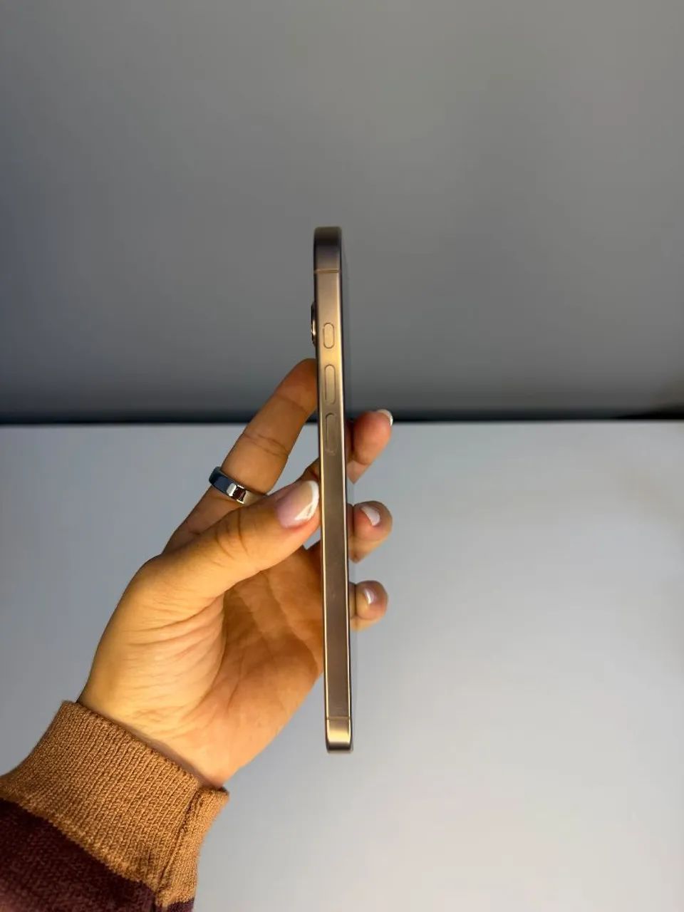 iPhone 16 Pro Max 512GB Desert - OPORTUNIDADE - Foto 2