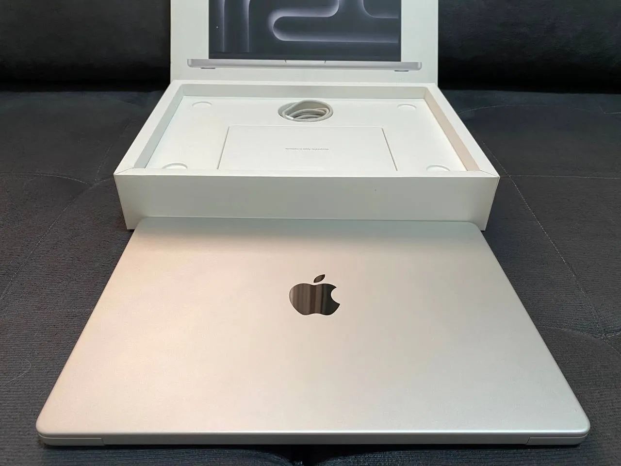 MacBook Pro M5 pro 14.2 - Foto 3
