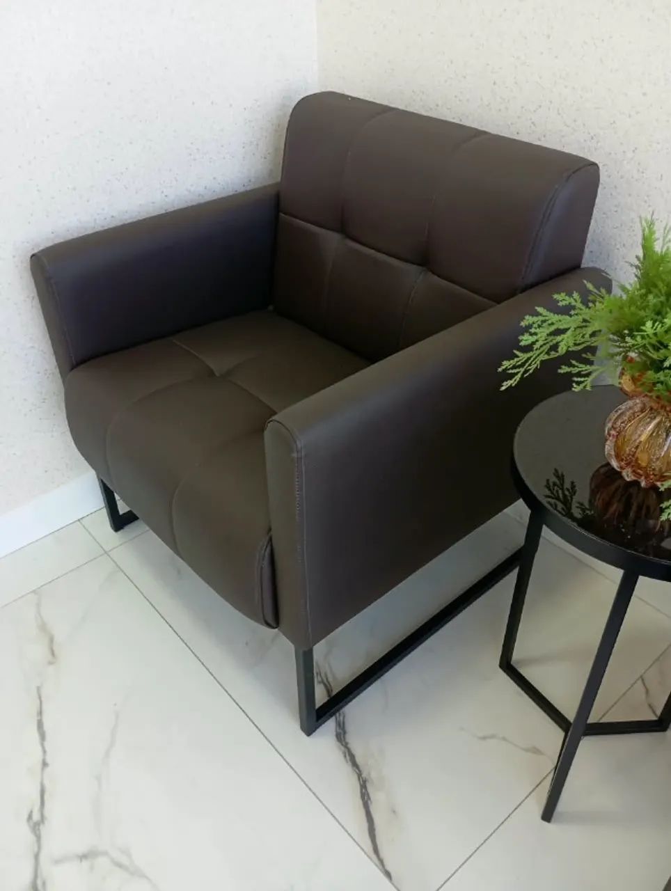 Poltrona Decorativa Courino