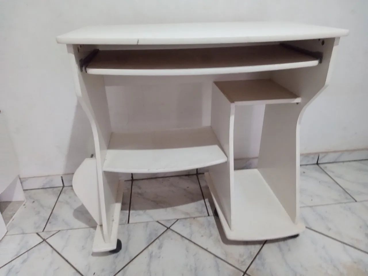 Mesa de Estudo e de computador