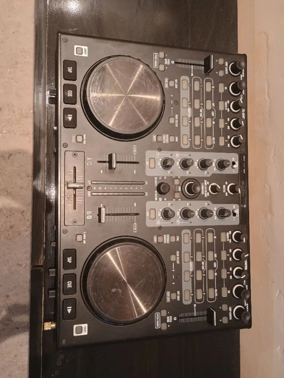 Controladora DJC4 STANTON  - Foto 2