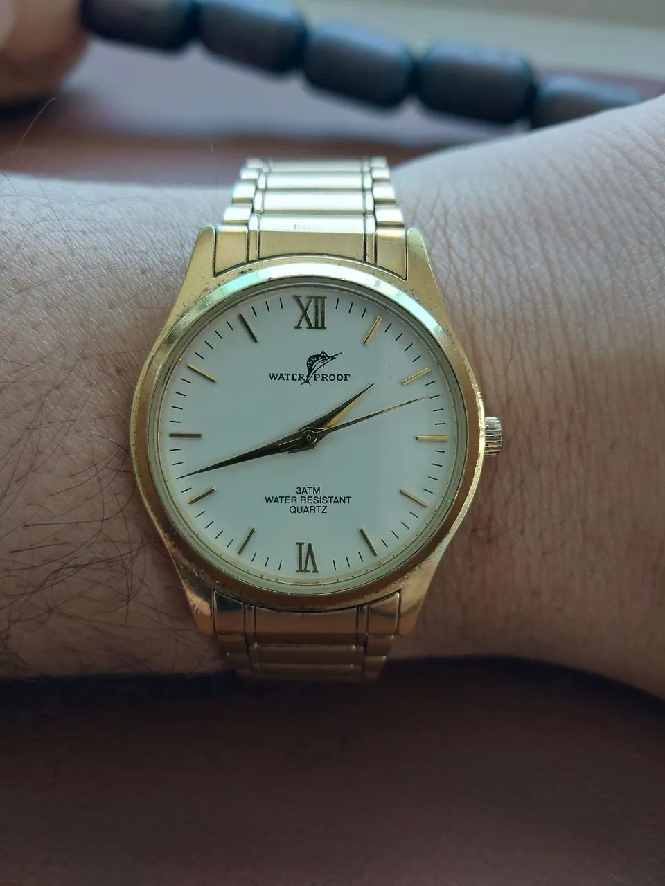 RELÓGIO WATERPROOF DOURADO  - Foto 4