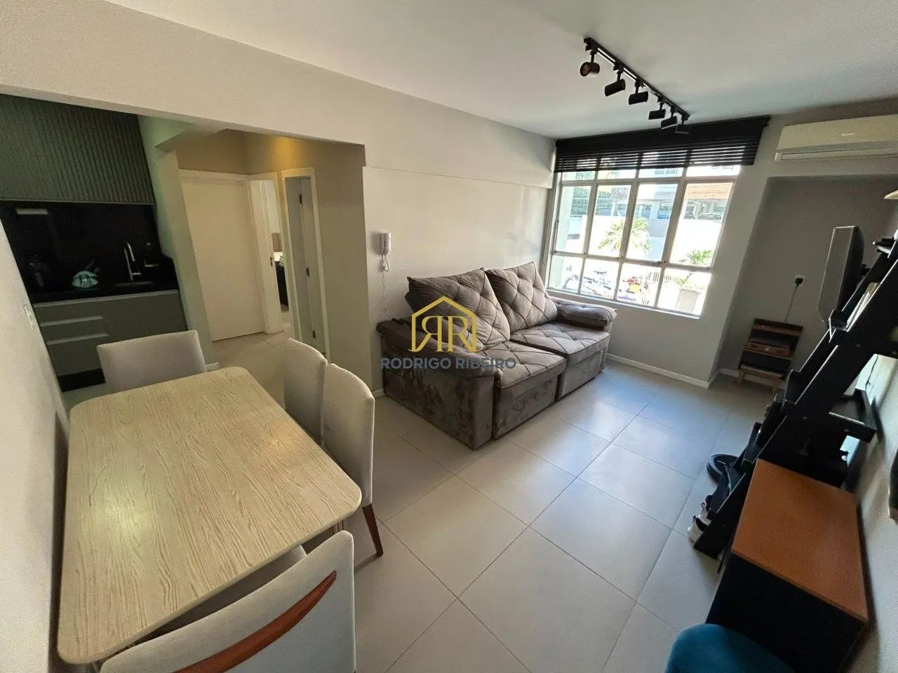 APARTAMENTO 02 DORMITORIOS, 01 VAGA LIVRE - Foto 2