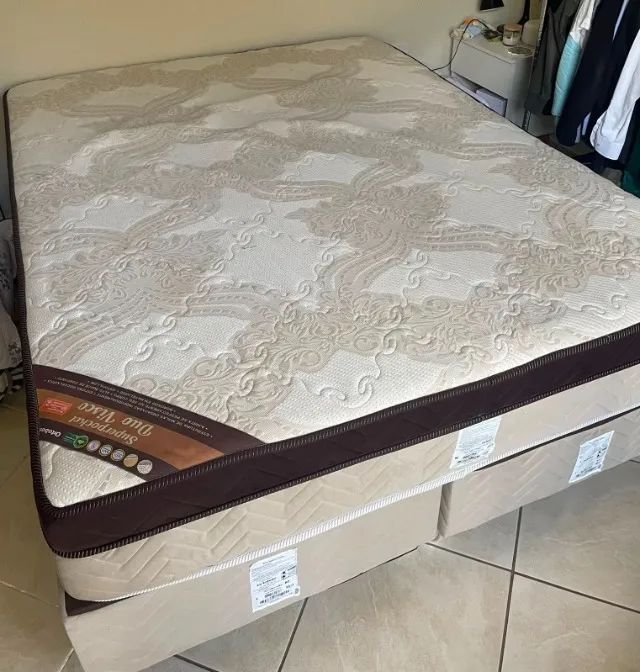 COLCHÃO COM CAMA BOX