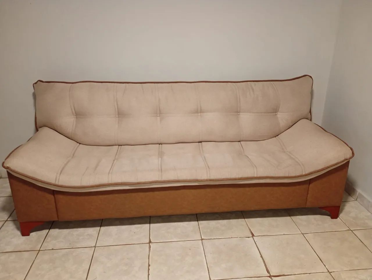 VENDO SOFÁ NOVO 2 MESES DE USO