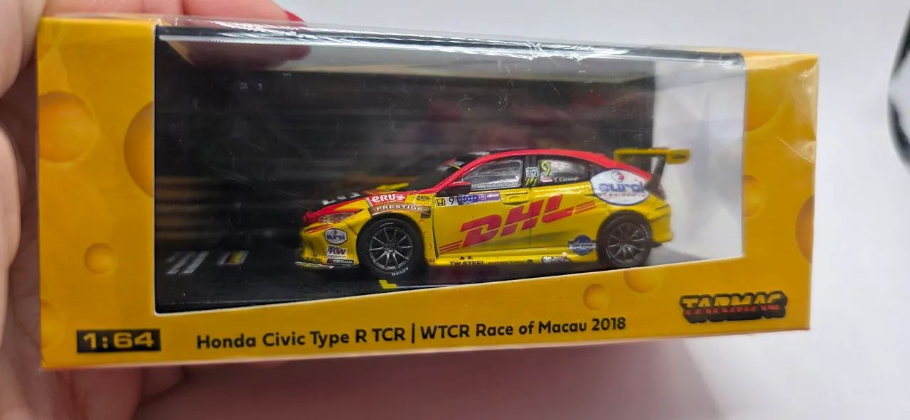 Tarmac Works Honda Civic Type R TCR 