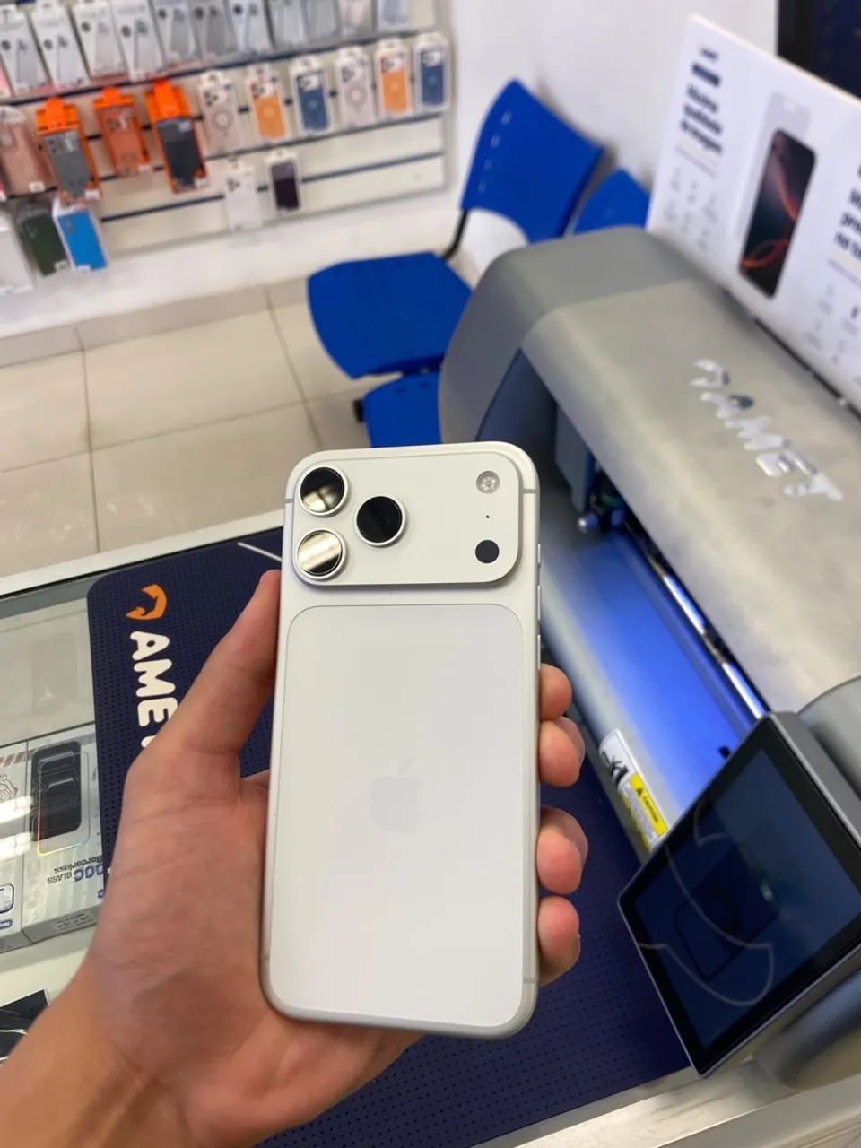 17 PRO MAX SILVER  - Foto 4