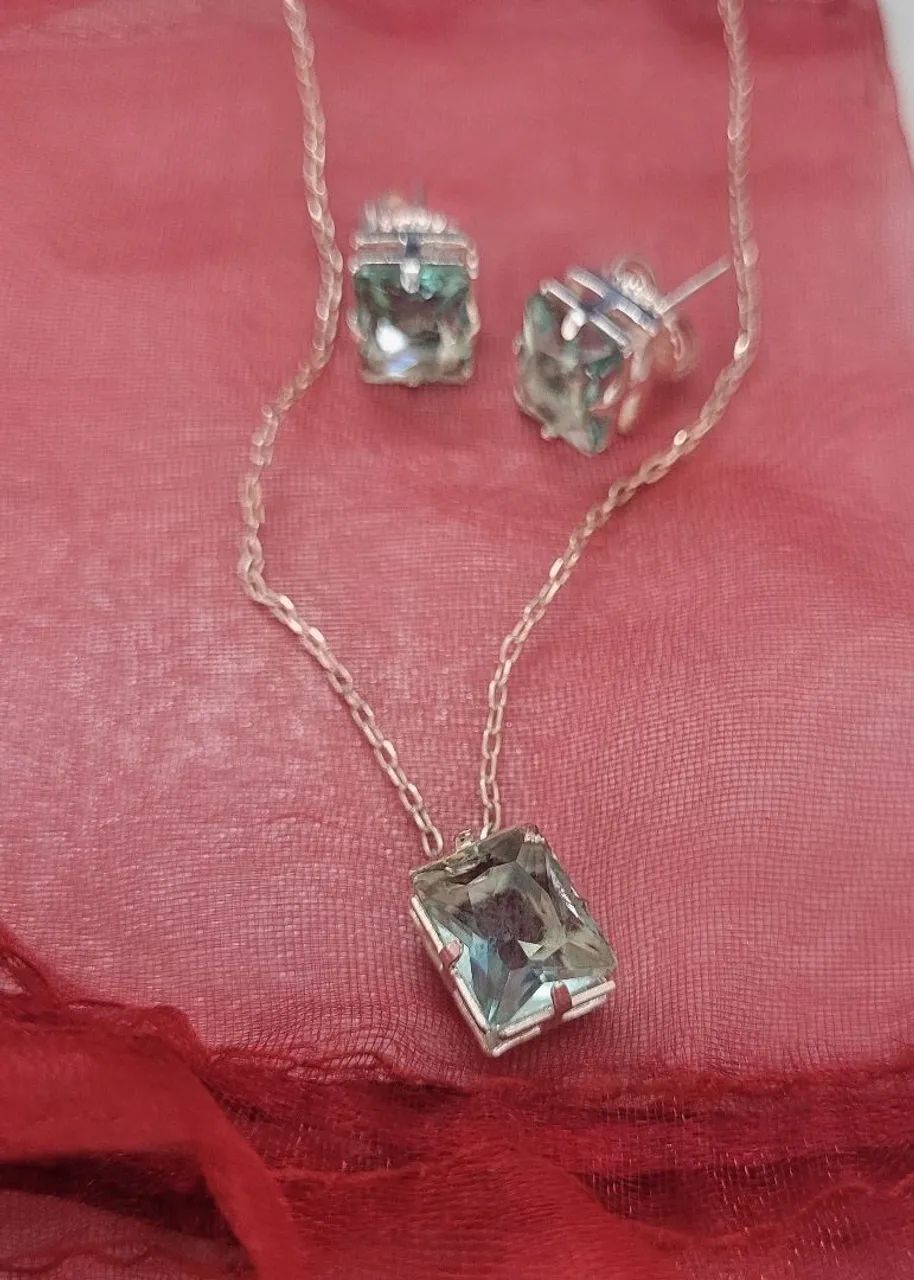 Conjunto brinco  e colar prata 925