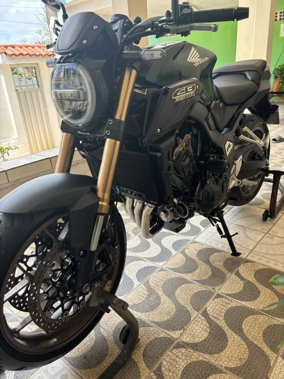 Moto Cb650r 2023