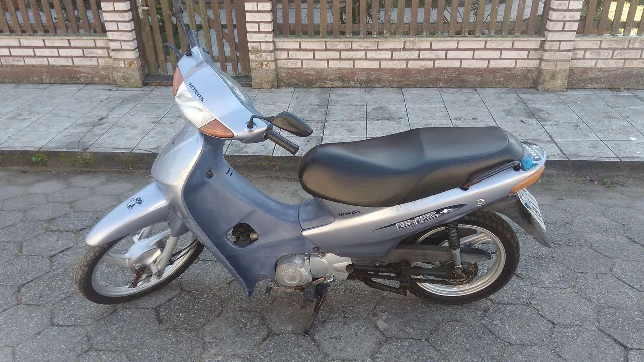 BIZ+ 2003 PRATA  - Foto 3