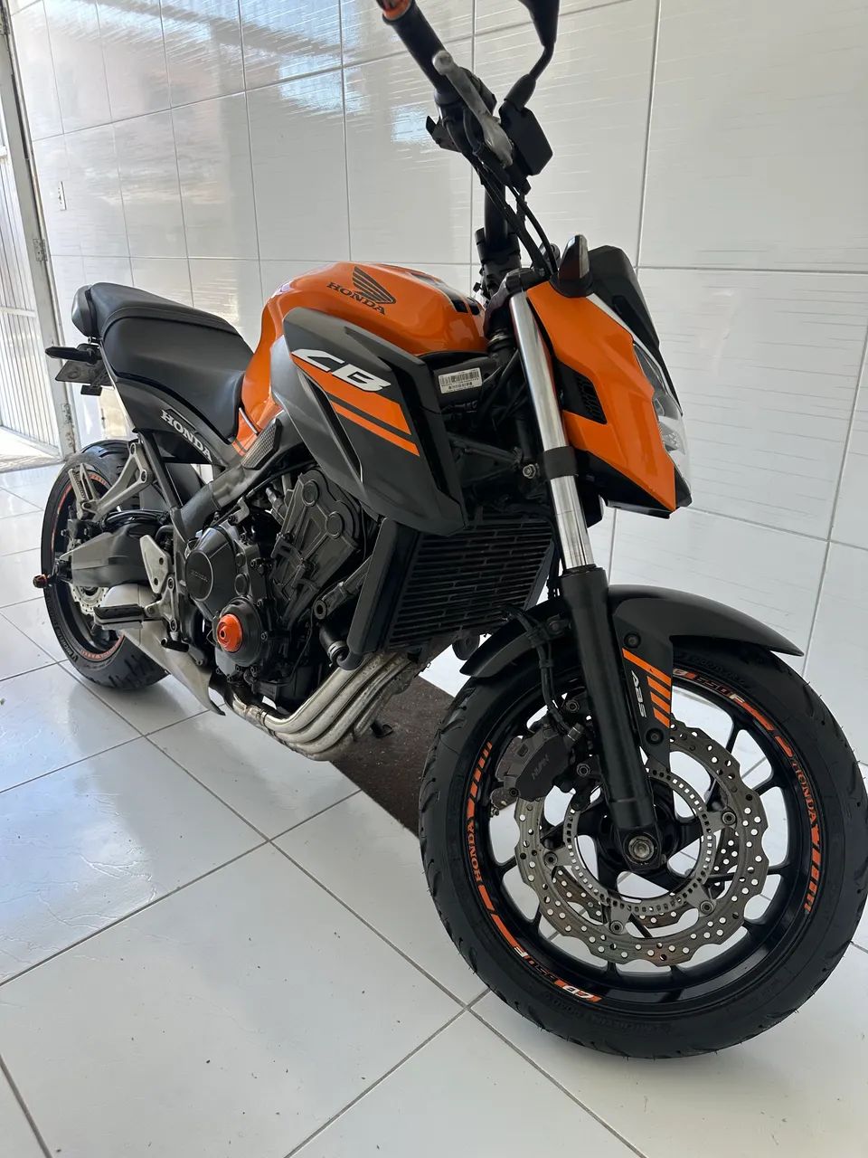 CB 650F - Foto 4