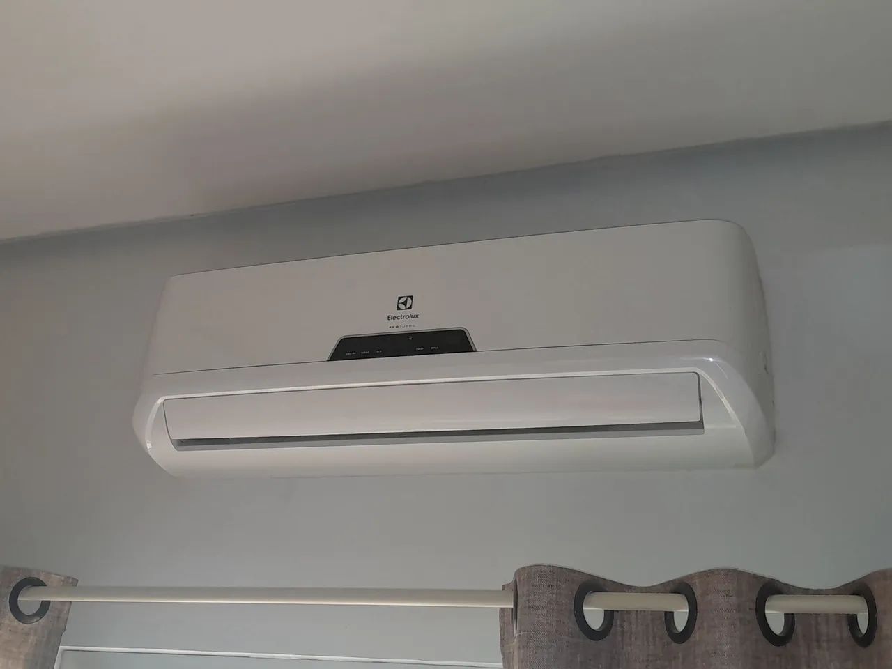 Central Electrolux 12000 BTUS 1.800$