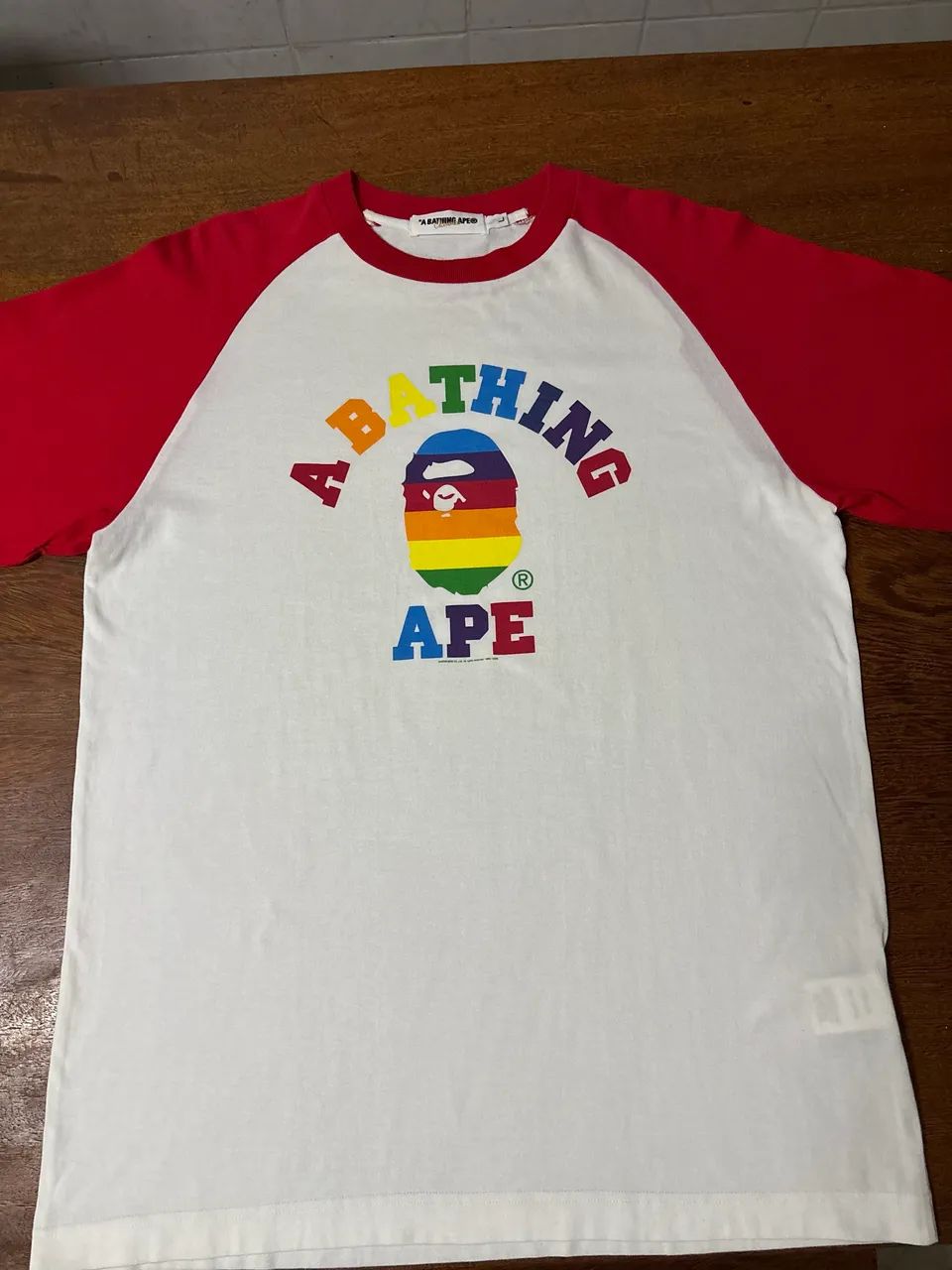 Camiseta Bape Rainbow Logo Raglan 