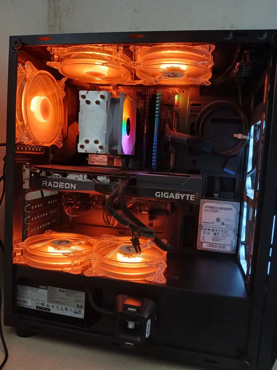 Pc Gamer completo.