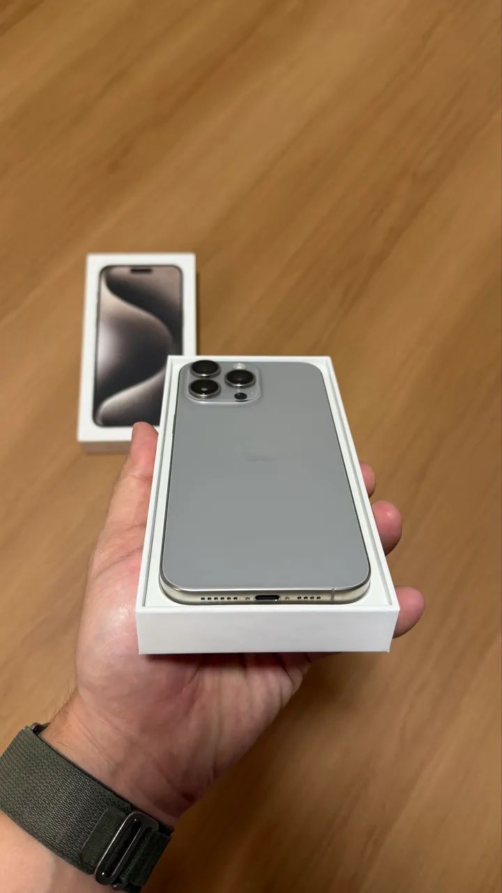 iPhone 15 Pro Max 256GB Natural Titanium, Seminovo impecável 86