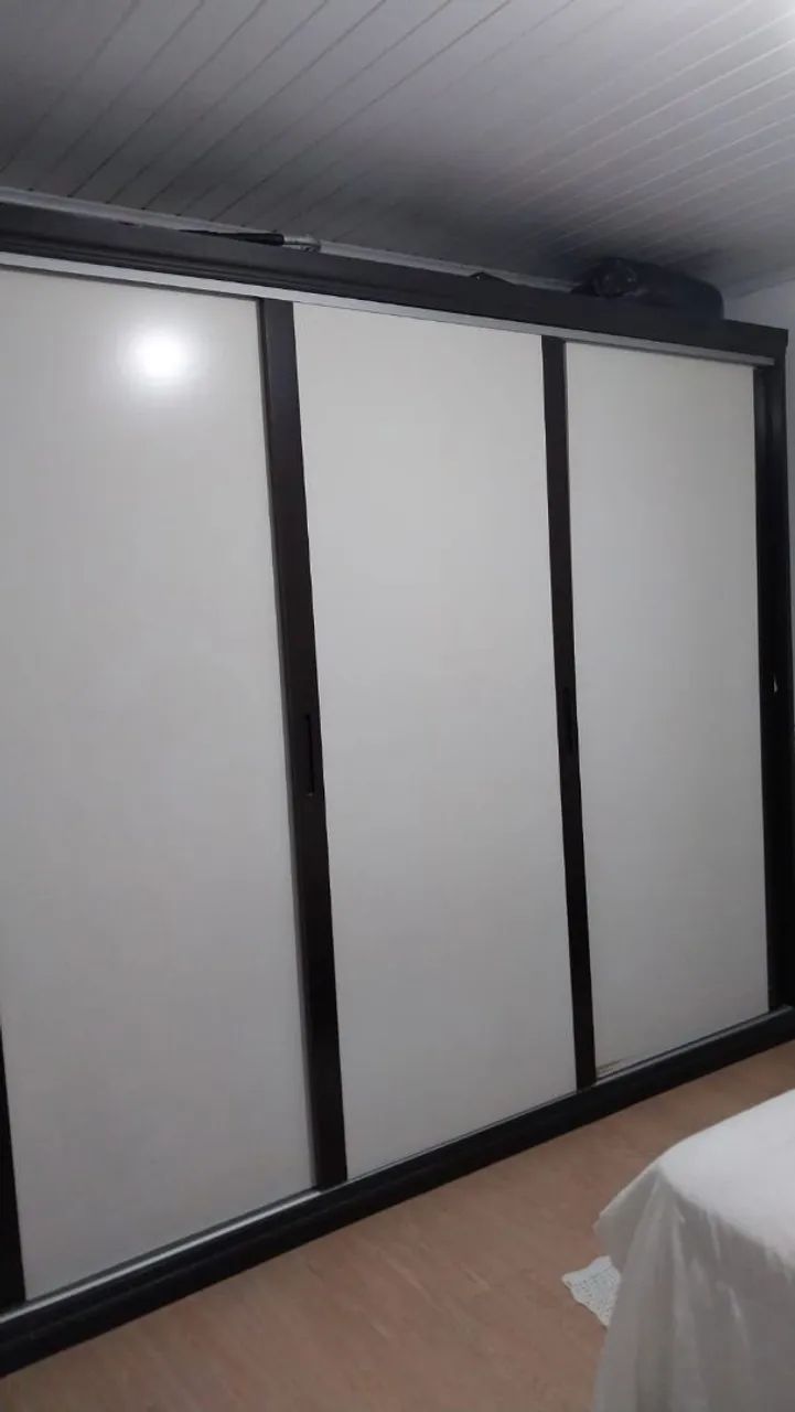 Guarda roupa 3 portas 