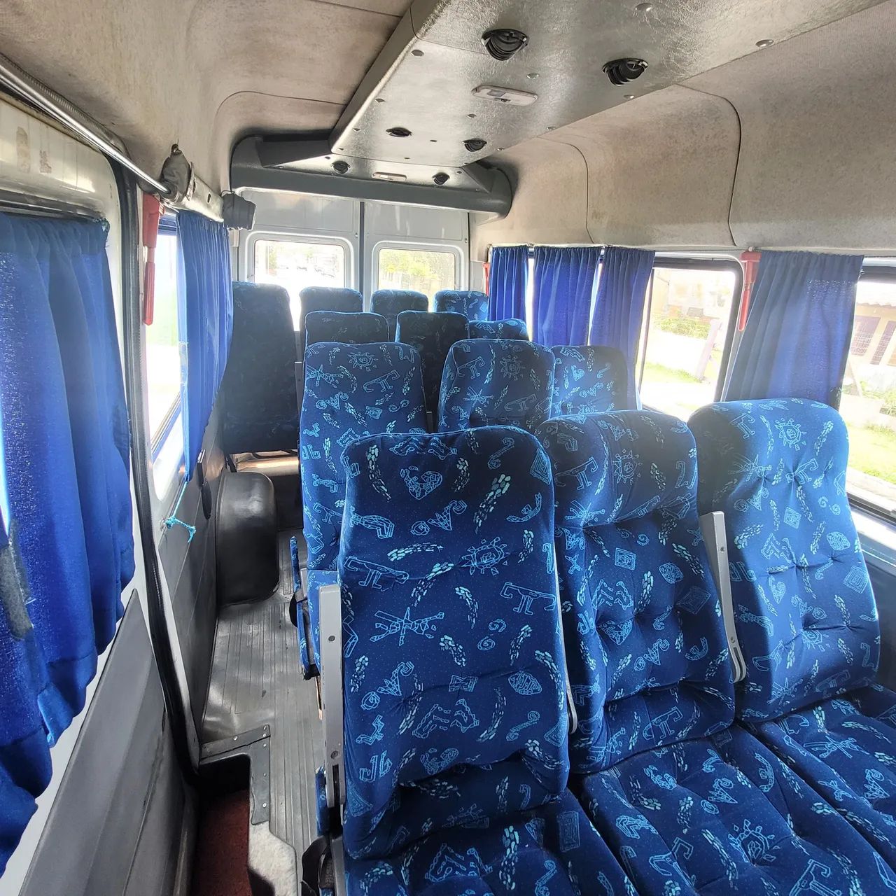 Mercedes-Benz Sprinter 313 Van Luxo 2.2 129cv 16L Dies 2011 - Foto 6