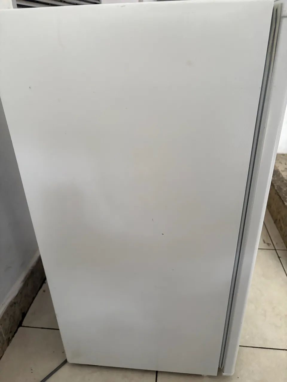 FRIGOBAR 90L - Foto 4