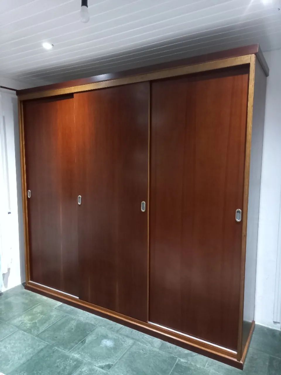 Guarda Roupa com maleiro - Foto 4