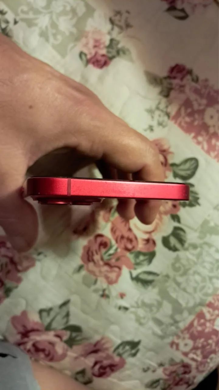 iPhone 14 Plus vermelho - Foto 3