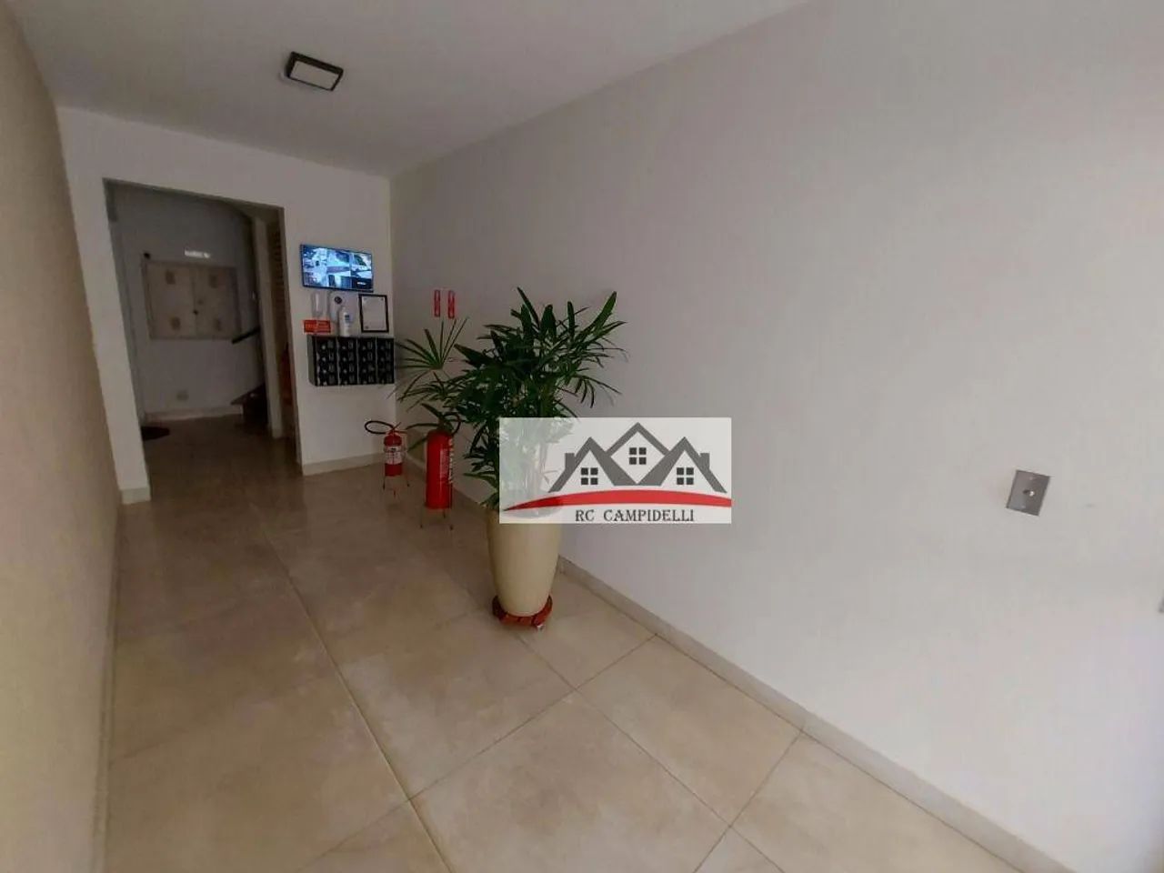 Apartamento com 2 dormitórios, 77 m² - Com excelente localização !! - Chácara da Barra - C - Foto 4