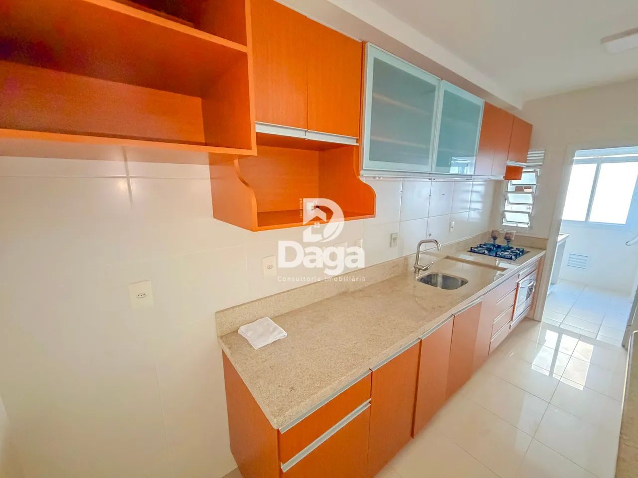 Apartamento 2 Dormitórios com Suíte e Sacada no Itacorubi - Foto 3