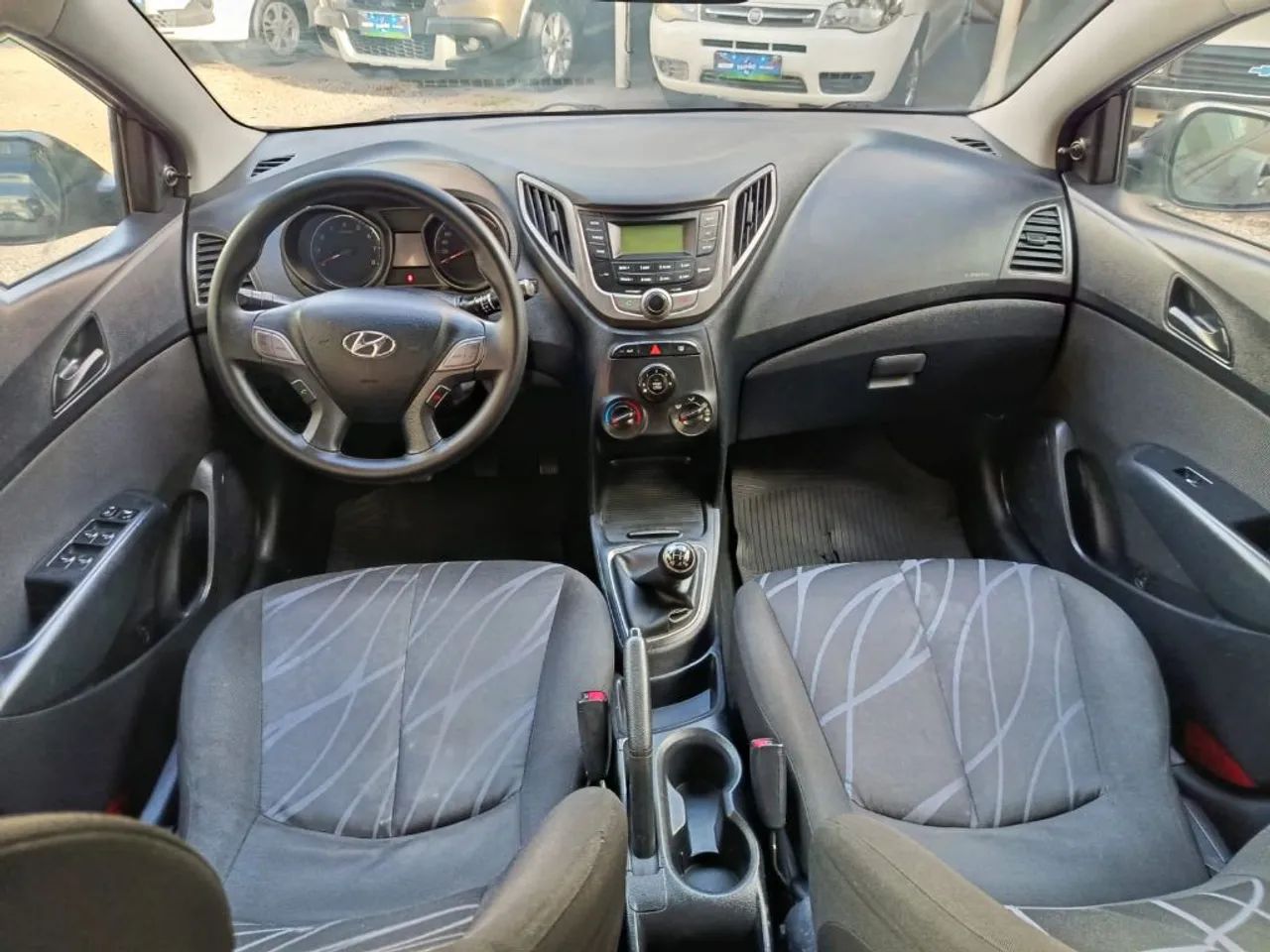 Hyundai HB20 Comf./c.plus/c.style 1.0 Flex 12V 2015 - Foto 5
