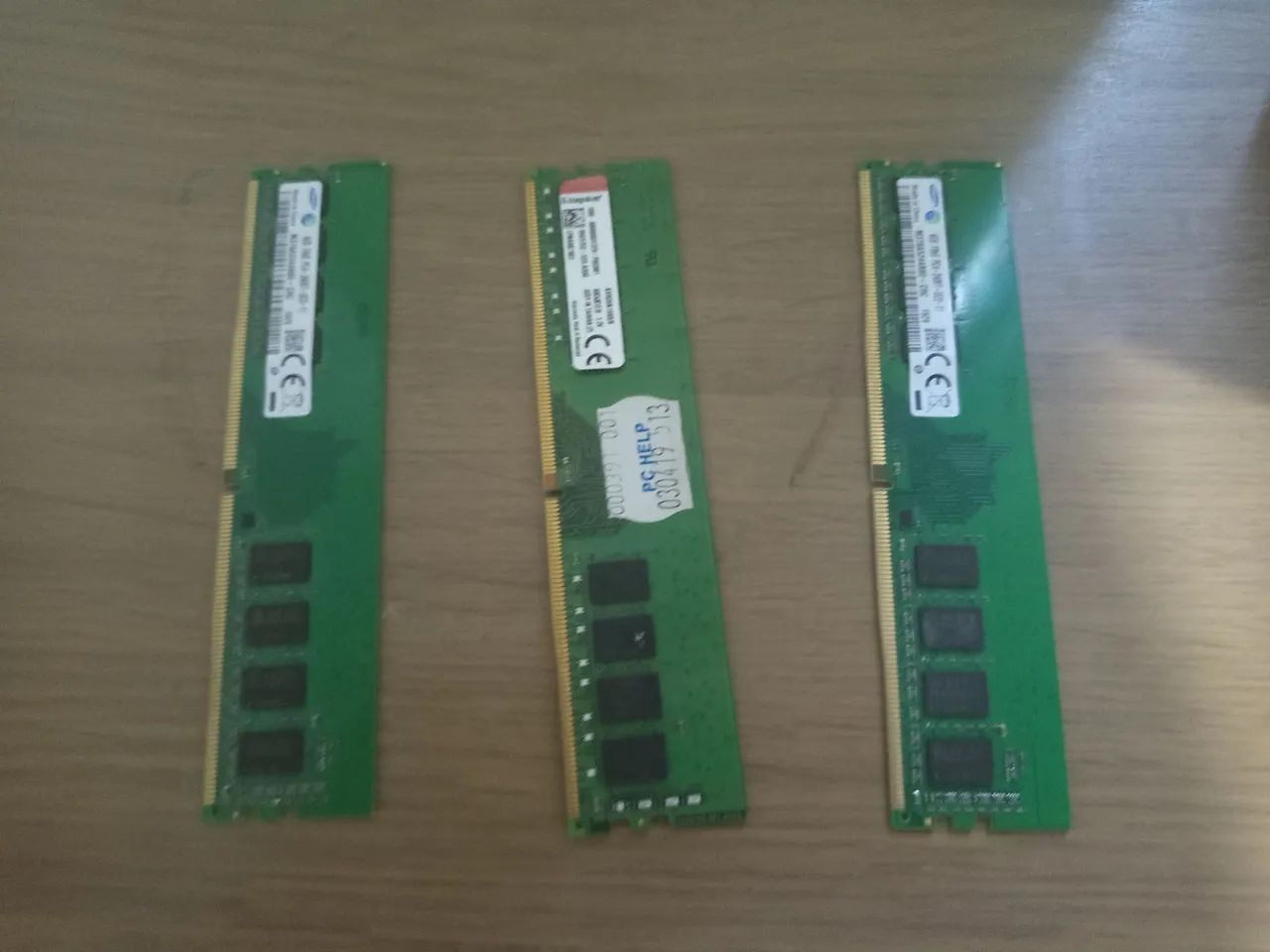 Samsung 16GB DDR4 メモリ 3枚セット2400HMz 3 Memórias ram Samsung DDR4 2400mhz - Memória RAM - Tomás Coelho