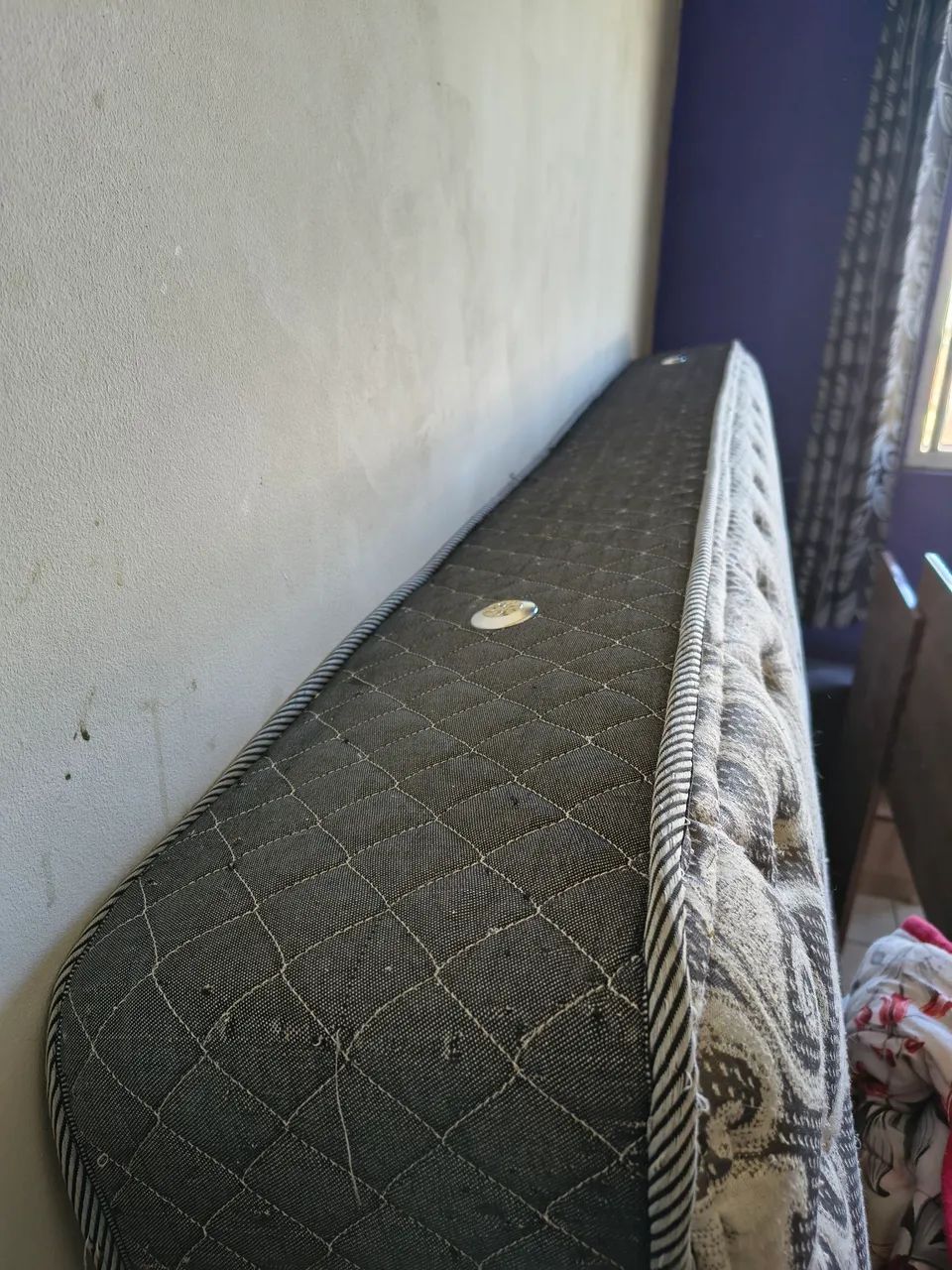 Vendo cama colchão de molas e base. - Foto 3