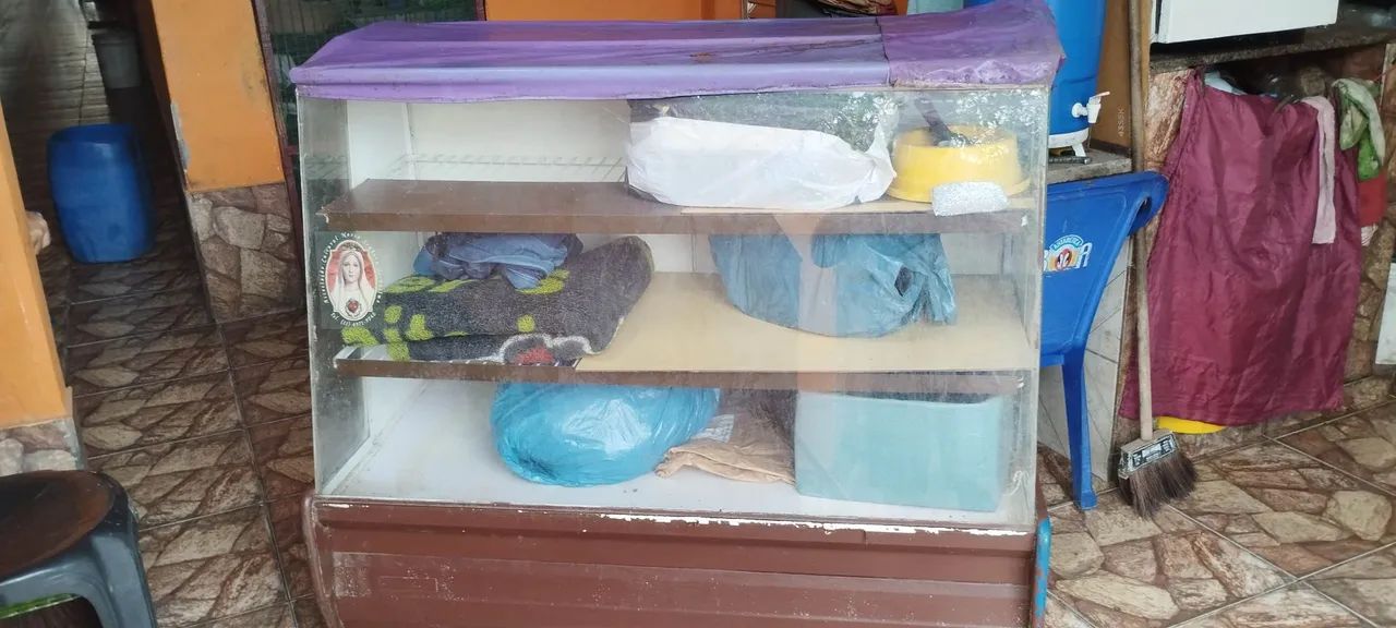Vende-se Balcão seco espositor. - Foto 3