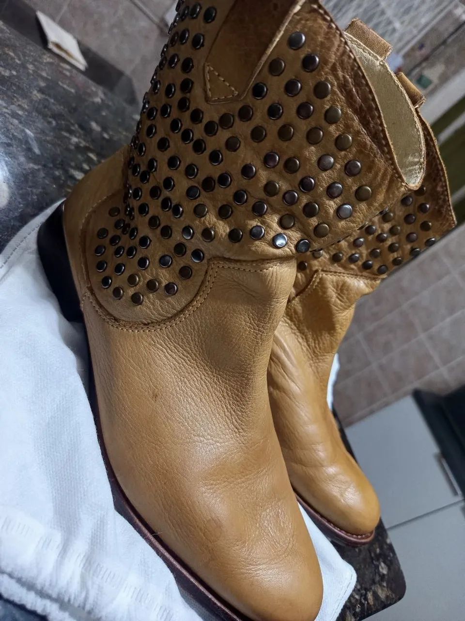 Bota em couro Schutz 
