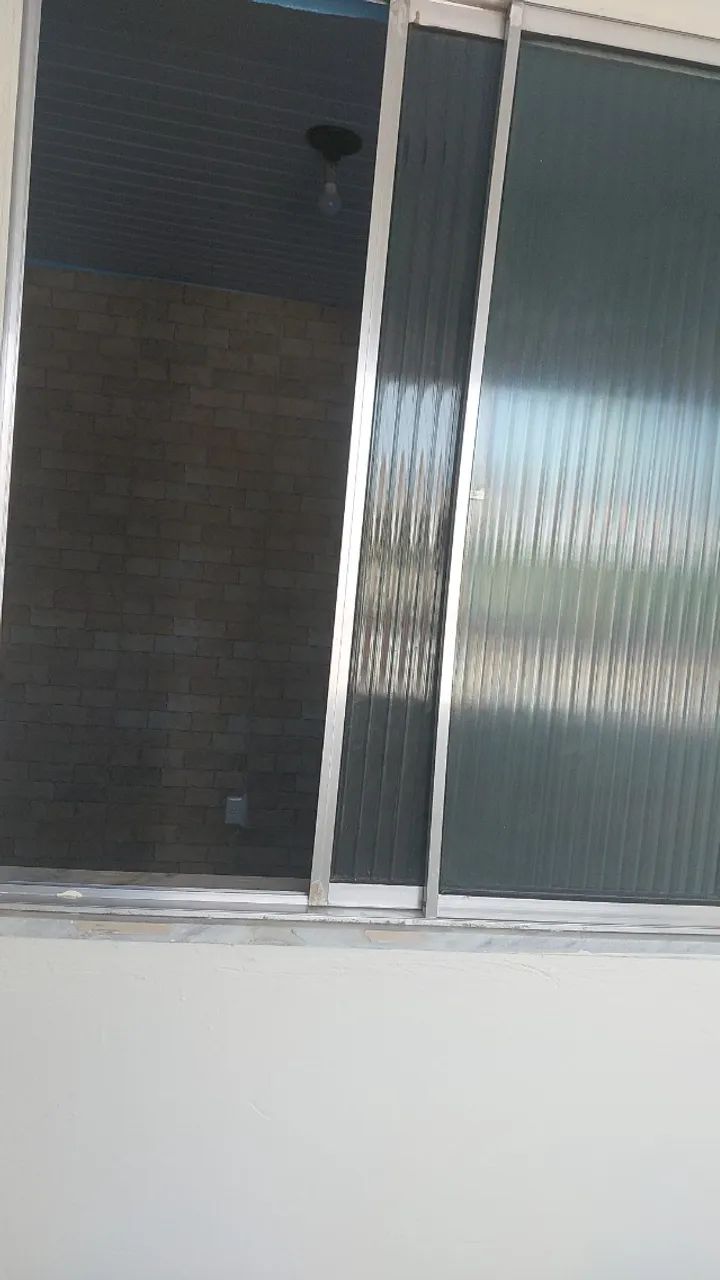 Alugo casa em Paripe.  Um quarto  - Foto 3