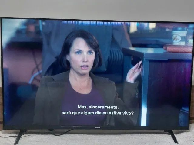 Smart TV Philips 43" com defeito na imagem - para uso ou peças