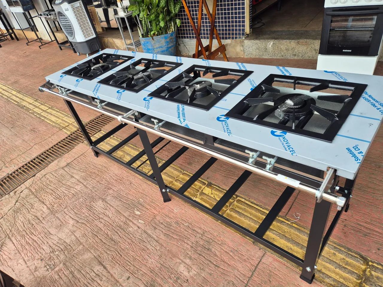 Fogao 4 bocas industrial com tampo inox  - Foto 4