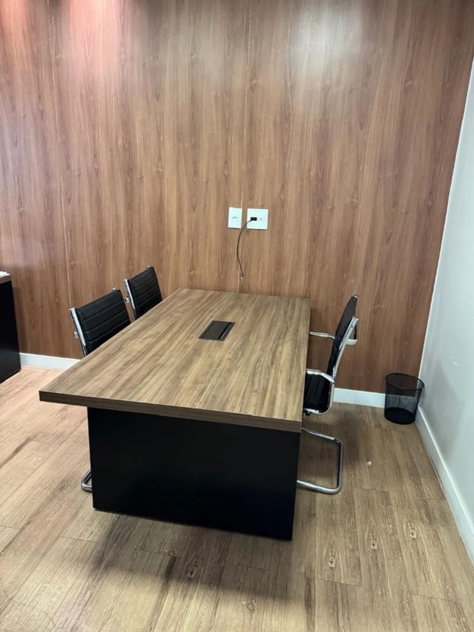 Mesa de reunião - Foto 2