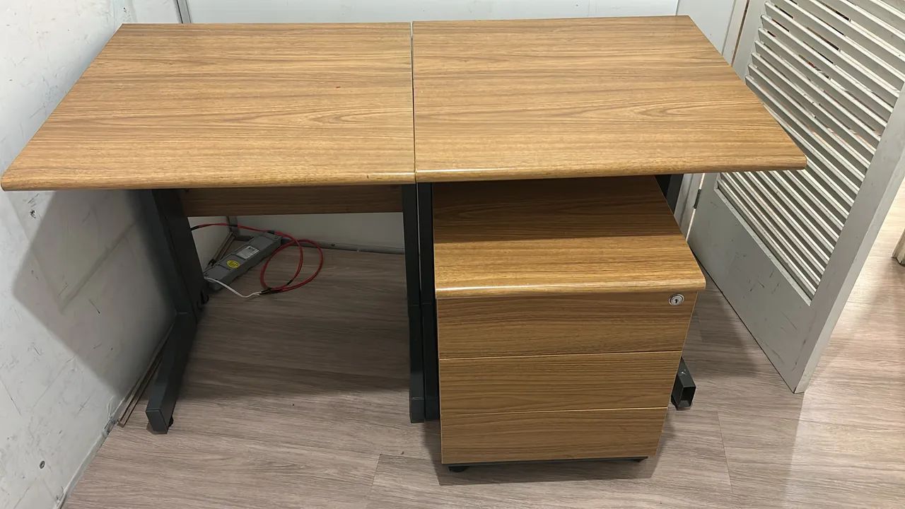 Mesa escritório com gaveteiro  - Foto 2