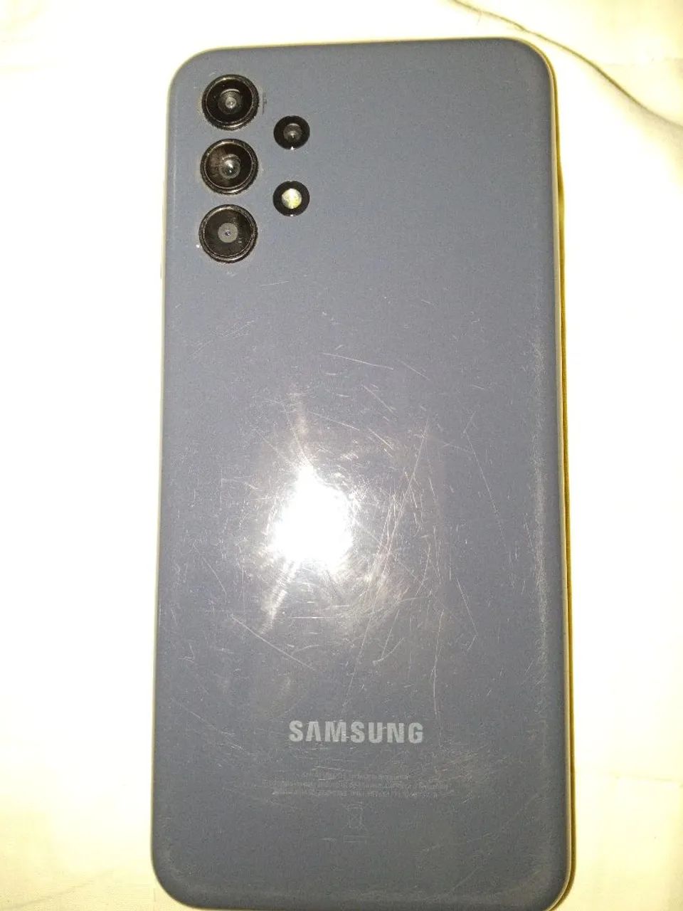 GALAXY A13 trincado  - Foto 2