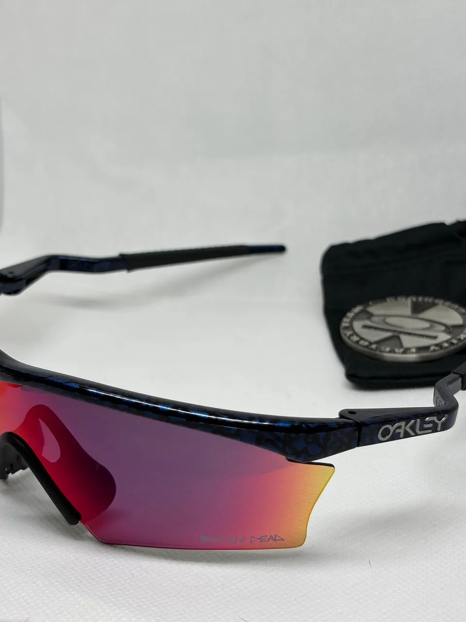 Oakley x Brain Dead - Mumbo - Acessórios - Residencial Maria Neves