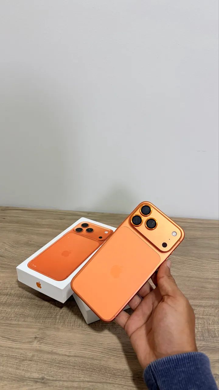Vendo iPhone 17 Pro Max - Semi Novo